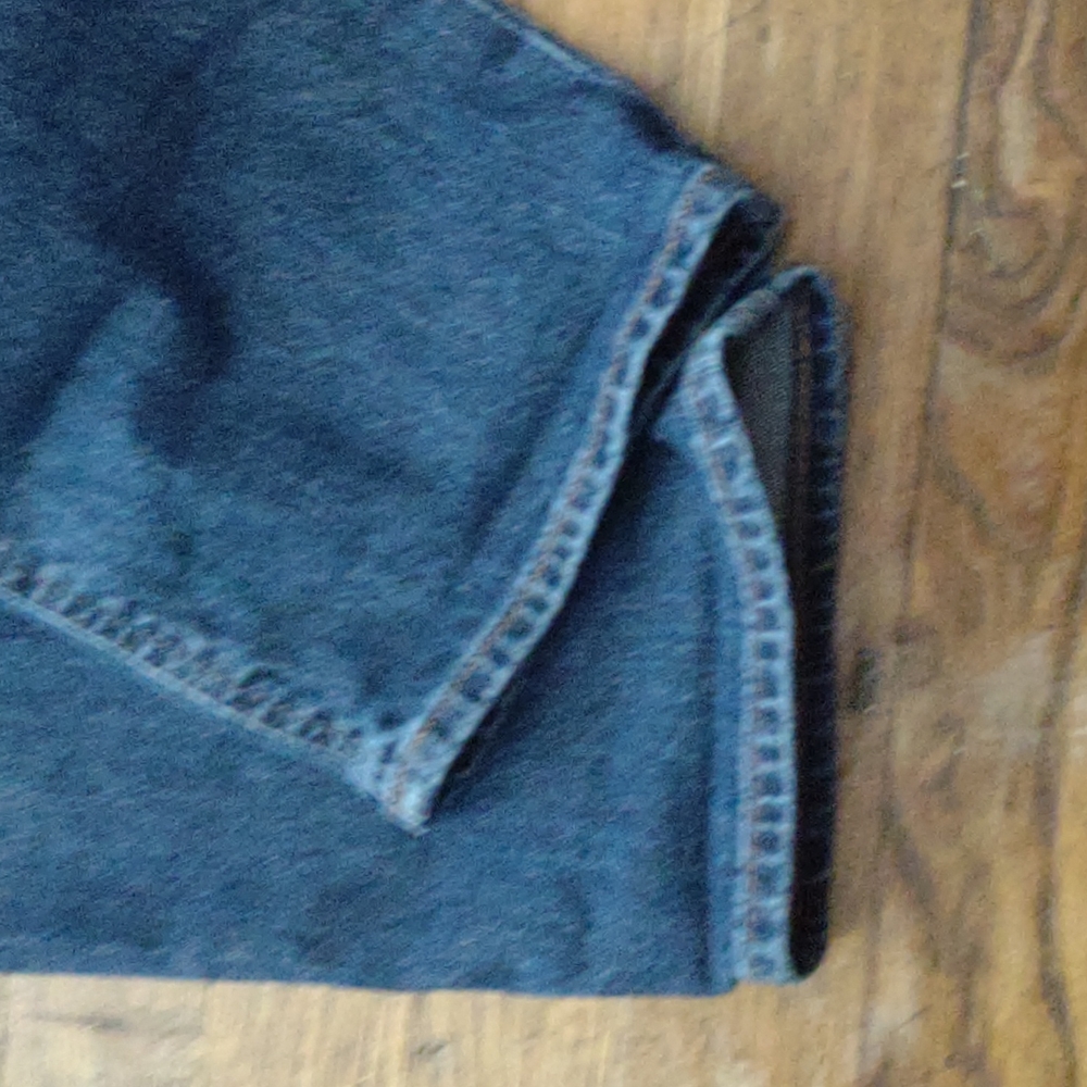 Jeans - Picture 2 of 4